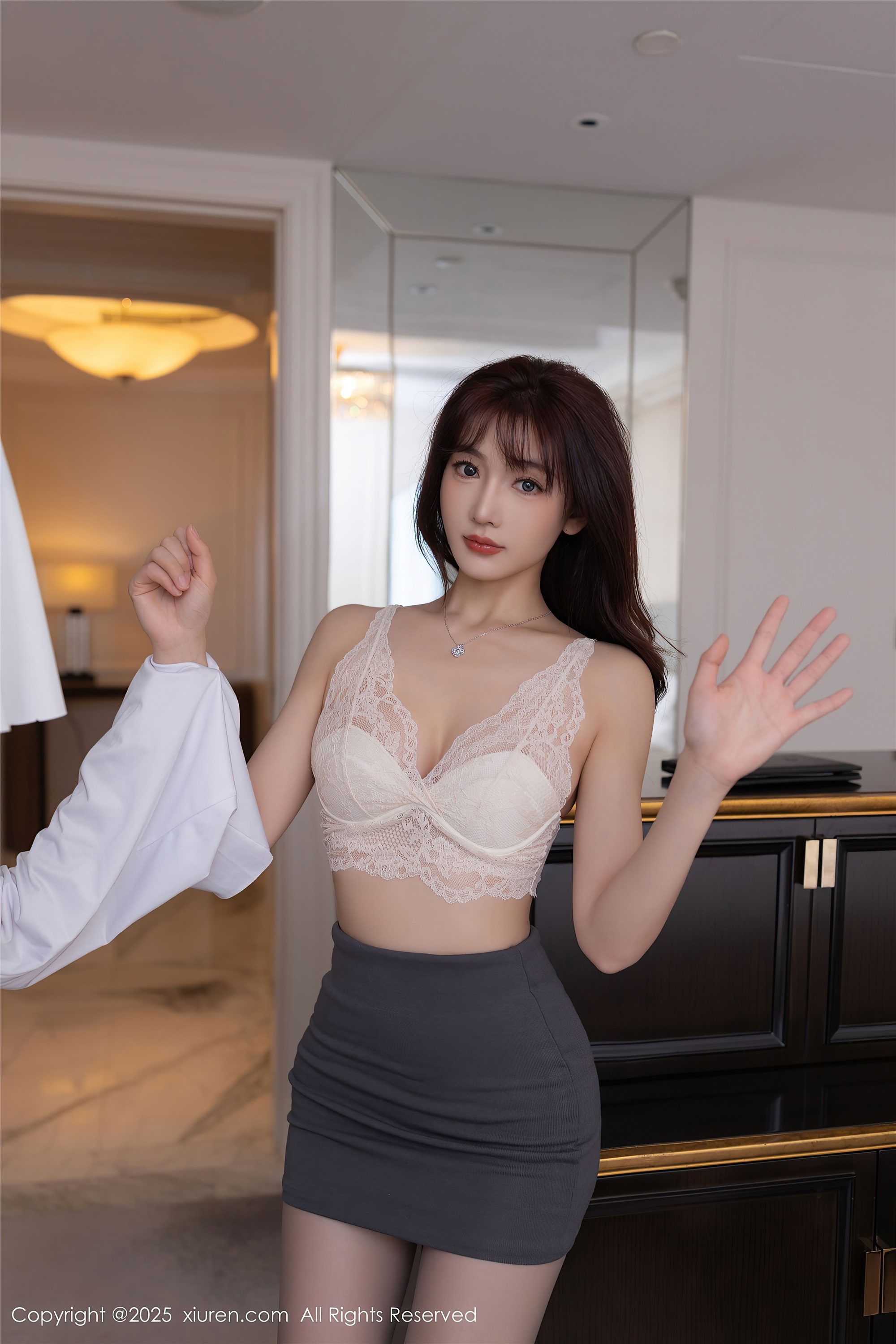 Xiuren秀人网 2025.05.15 NO.10282 陆萱萱